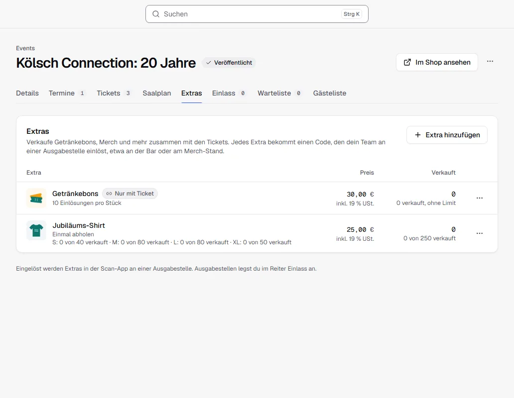 Bereich Extras eines Konzerts mit Getränkebons und einem Jubiläums-Shirt in vier Größen, Preis, Verkäufen und Einlösungen