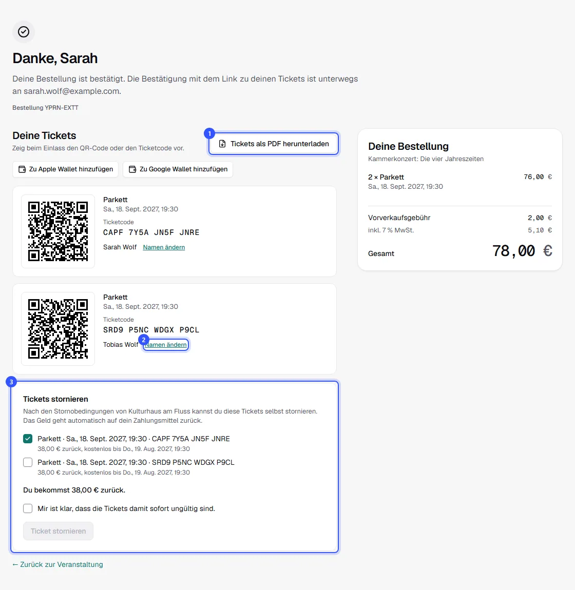 Bestellseite im Shop mit zwei Tickets samt QR-Code und Namen, den Knöpfen für PDF und Wallet und dem Abschnitt Tickets stornieren mit einem ausgewählten Ticket