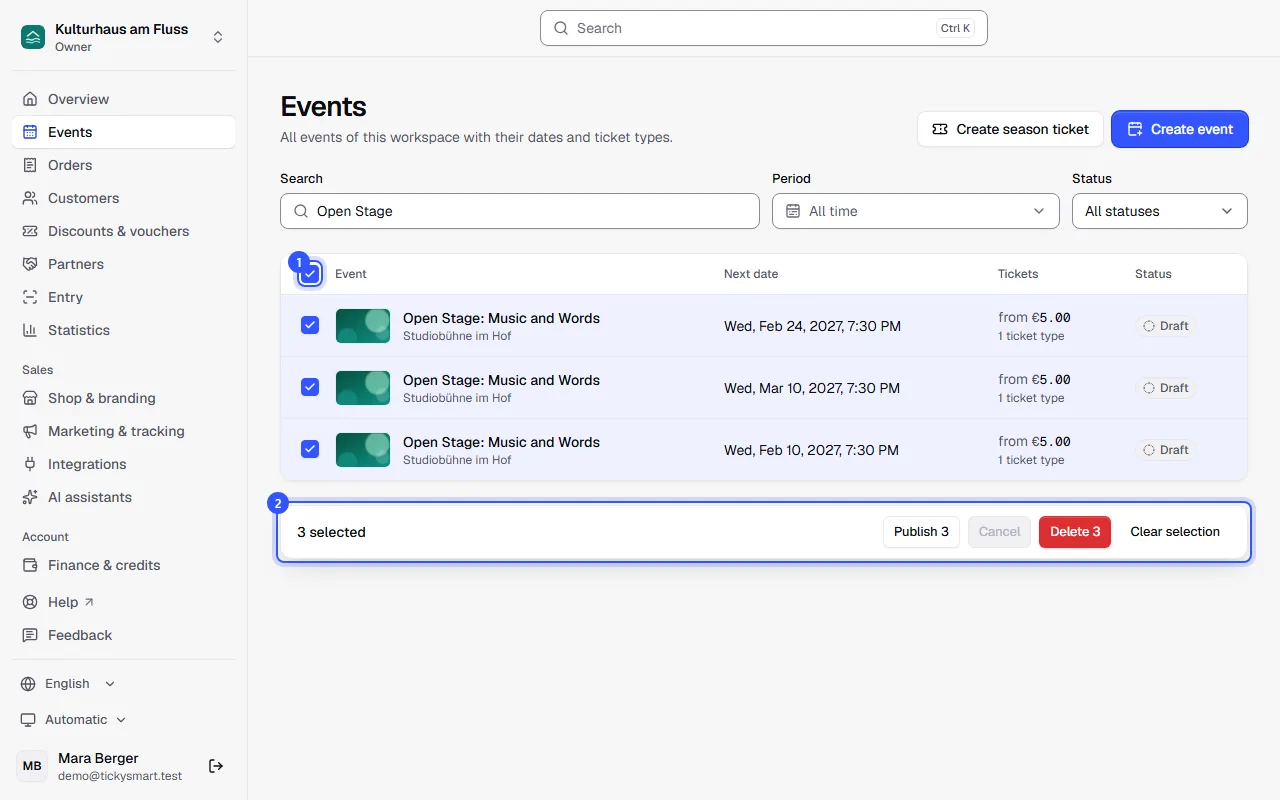 Event list filtered to Open Stage with three selected drafts and the bar 3 selected with the buttons Publish 3, Cancel, Delete 3 and Clear selection