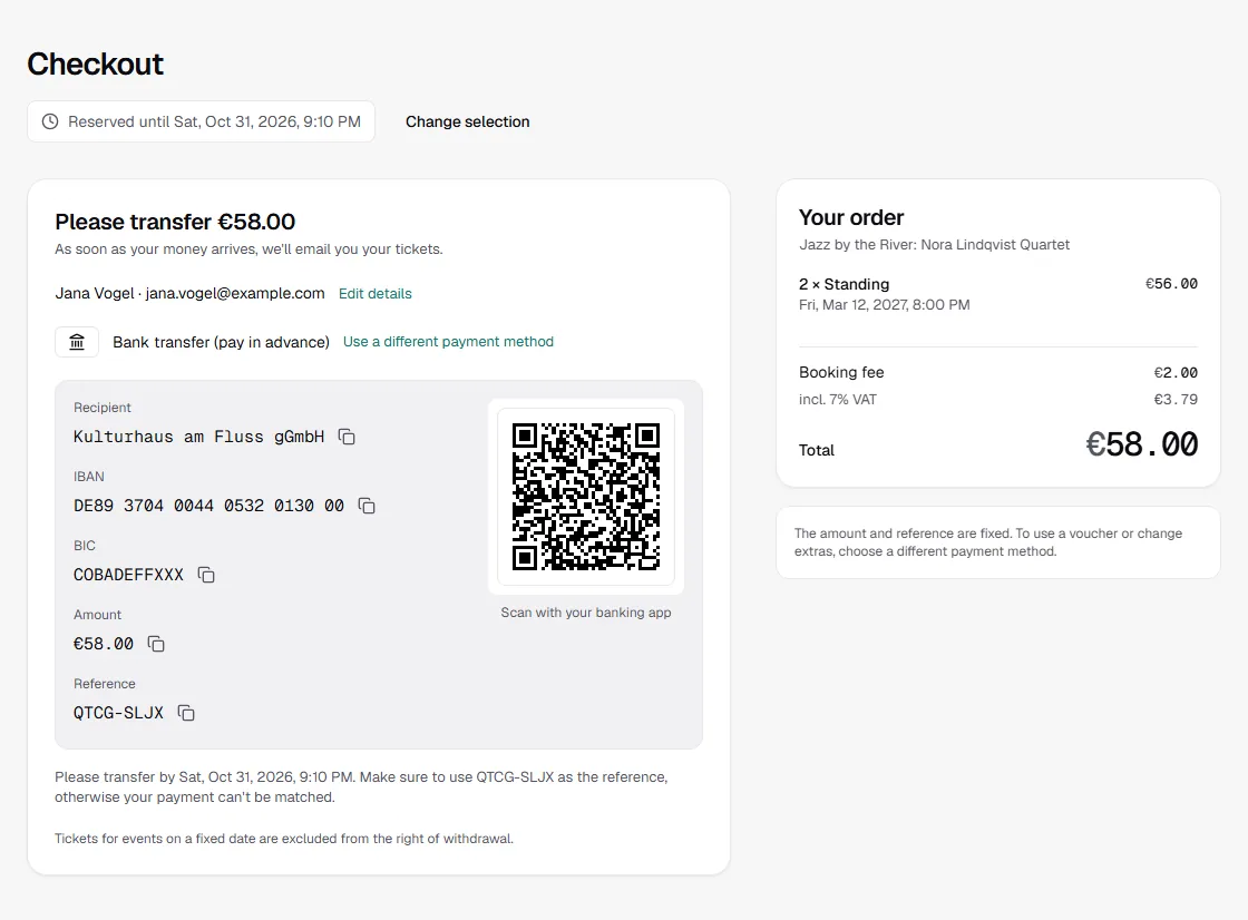 Order page in the shop with amount, recipient, IBAN, BIC, payment reference, QR code and the payment deadline